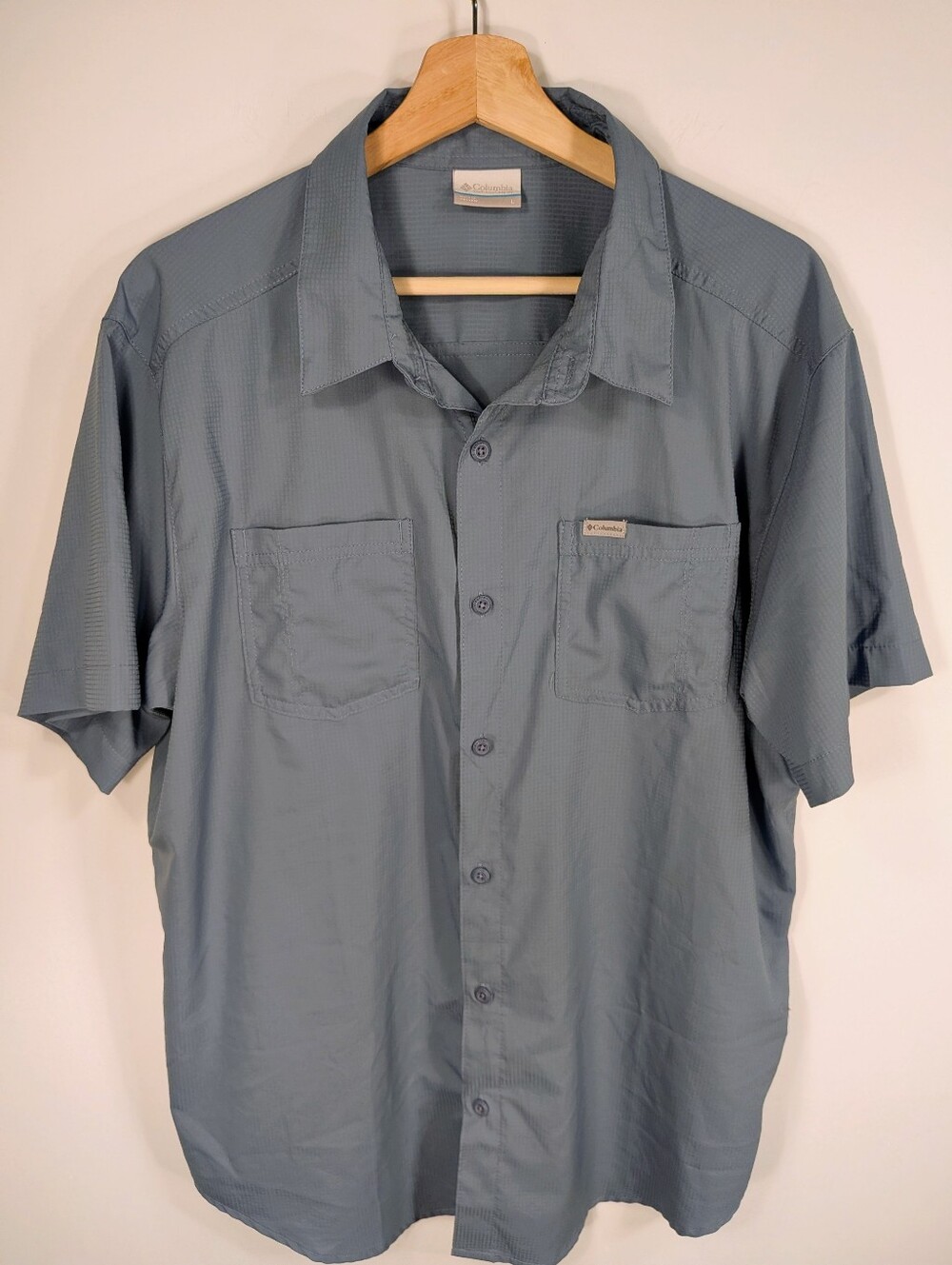 Columbia Men's Short Sleeve Button Down Shirt L Blue